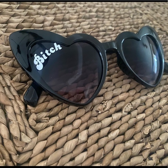 CUSTOM - Heart Sunglasses - Picture 2 of 6